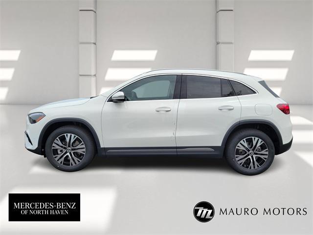 new 2025 Mercedes-Benz GLA 250 car, priced at $47,295