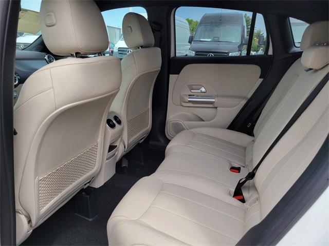 new 2025 Mercedes-Benz GLA 250 car, priced at $47,295