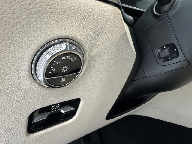 used 2023 Mercedes-Benz GLC 300 car, priced at $43,996