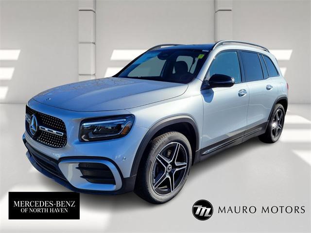 new 2025 Mercedes-Benz GLB 250 car, priced at $55,315