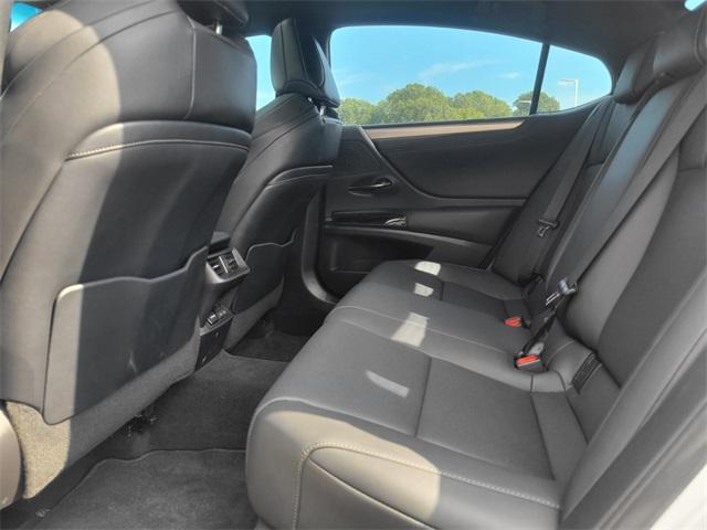 used 2022 Lexus ES 350 car, priced at $32,344
