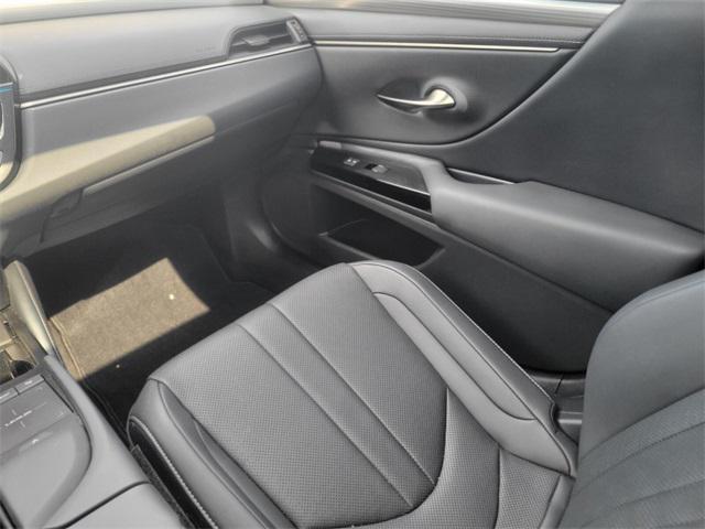 used 2022 Lexus ES 350 car, priced at $32,344