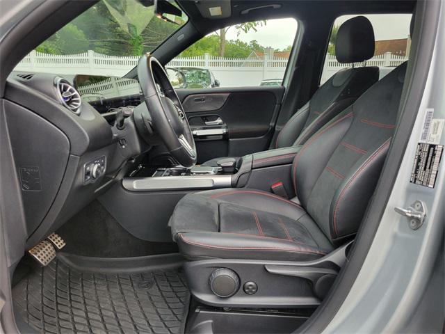 used 2022 Mercedes-Benz GLB 250 car, priced at $34,997