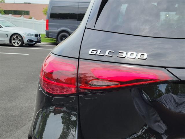 new 2025 Mercedes-Benz GLC 300 car, priced at $58,695