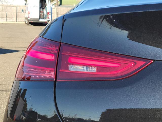 new 2026 Mercedes-Benz GLE 450 car