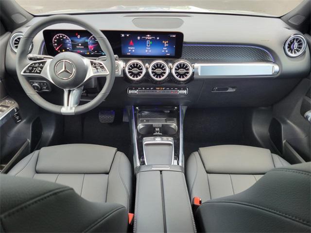 new 2025 Mercedes-Benz GLB 250 car, priced at $53,285