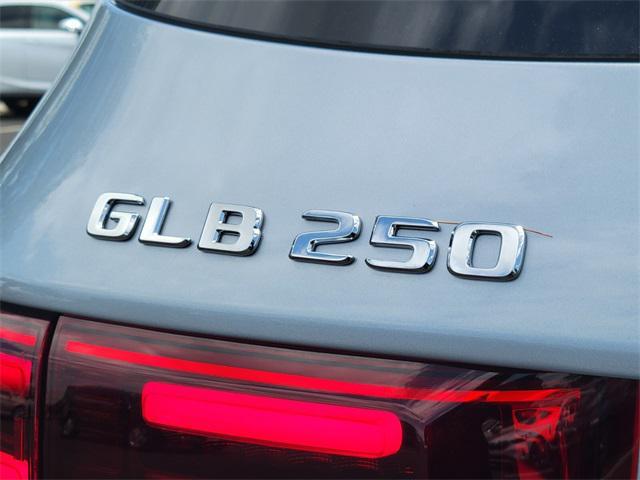 new 2025 Mercedes-Benz GLB 250 car, priced at $53,285