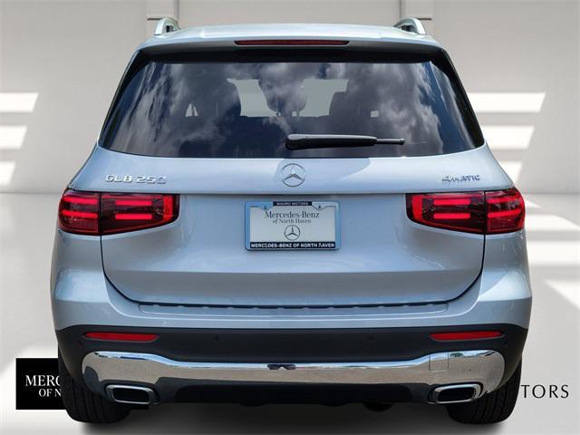 new 2025 Mercedes-Benz GLB 250 car, priced at $53,285