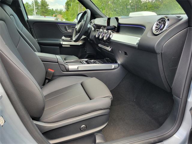 new 2025 Mercedes-Benz GLB 250 car, priced at $53,285