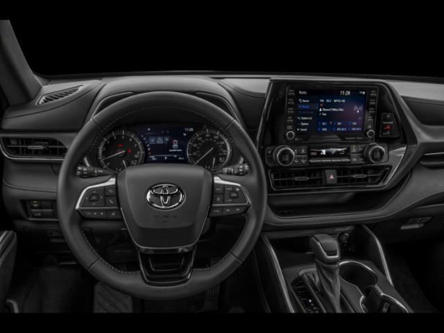used 2022 Toyota Highlander car, priced at $37,997