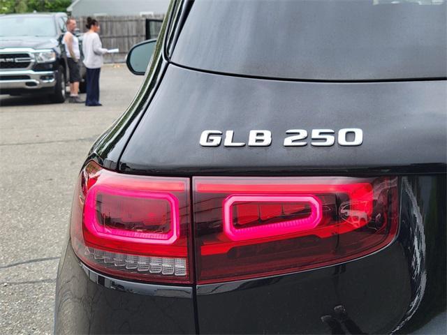 used 2021 Mercedes-Benz GLB 250 car, priced at $30,497