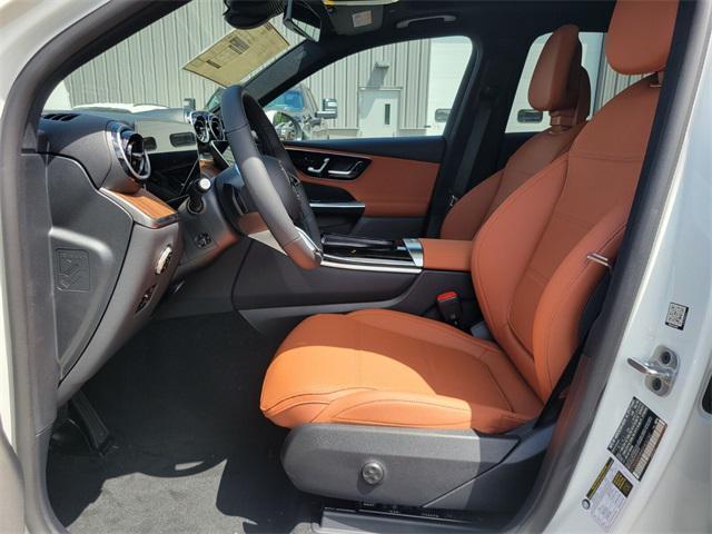 new 2025 Mercedes-Benz GLC 300 car, priced at $55,115