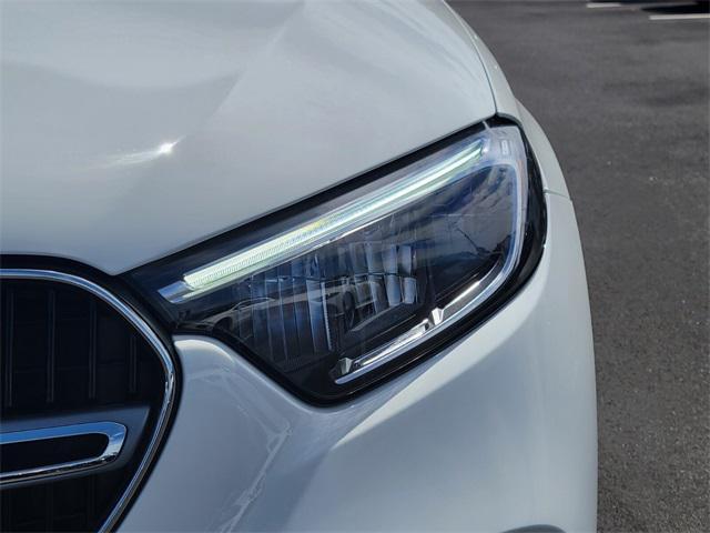 new 2025 Mercedes-Benz GLC 300 car, priced at $55,115