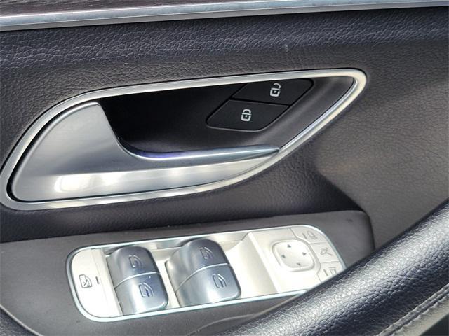 used 2024 Mercedes-Benz GLE 450 Plug-In Hybrid car, priced at $63,497