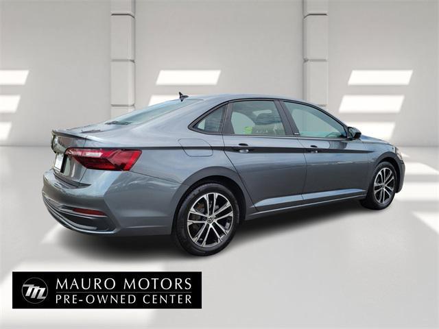 used 2024 Volkswagen Jetta car, priced at $21,896