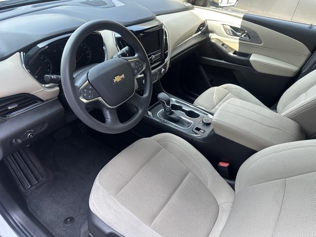 used 2022 Chevrolet Traverse car, priced at $27,998