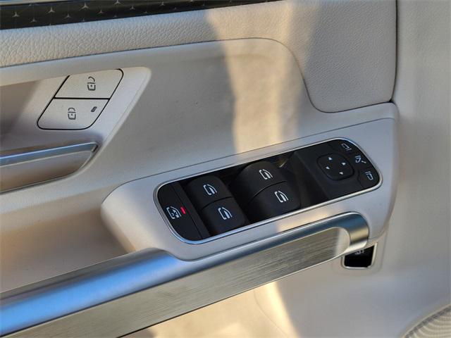 new 2025 Mercedes-Benz GLB 250 car, priced at $52,795
