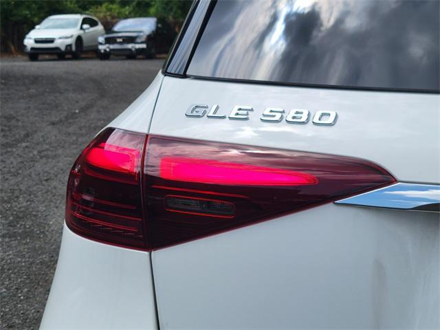 new 2025 Mercedes-Benz GLE 580 car, priced at $90,545