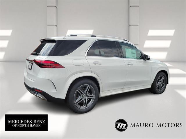 new 2025 Mercedes-Benz GLE 580 car, priced at $90,545