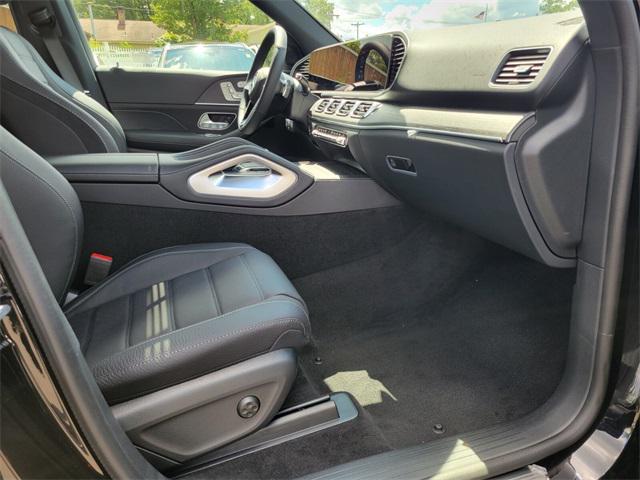 new 2026 Mercedes-Benz GLE 580 car, priced at $92,250