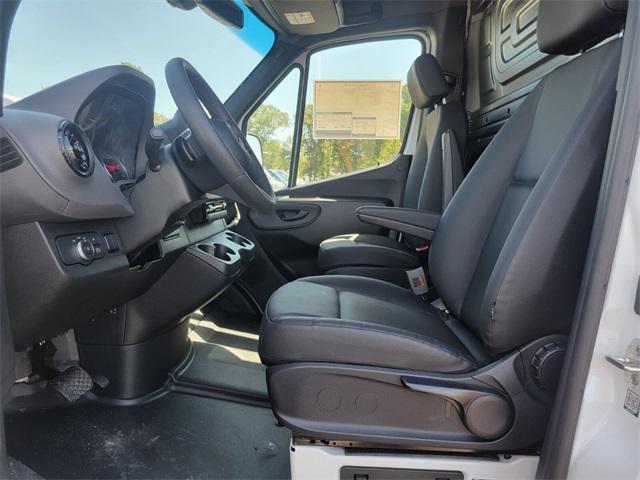 new 2025 Mercedes-Benz Sprinter 2500 car, priced at $56,059