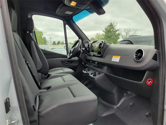 new 2025 Mercedes-Benz Sprinter 2500 car, priced at $67,279