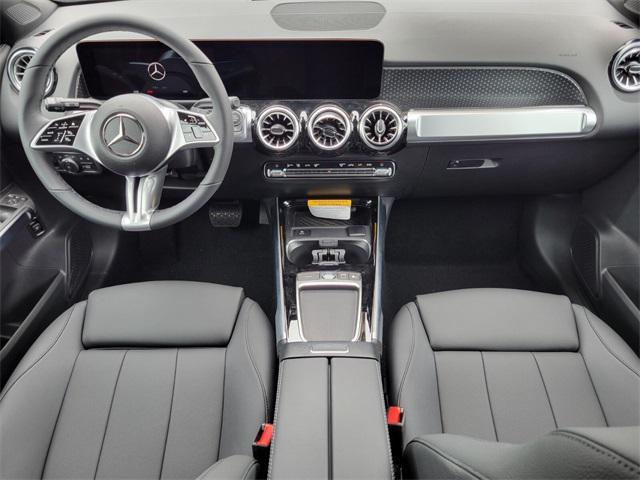 new 2025 Mercedes-Benz GLB 250 car, priced at $52,115
