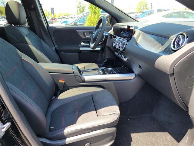 new 2025 Mercedes-Benz GLA 250 car, priced at $53,570