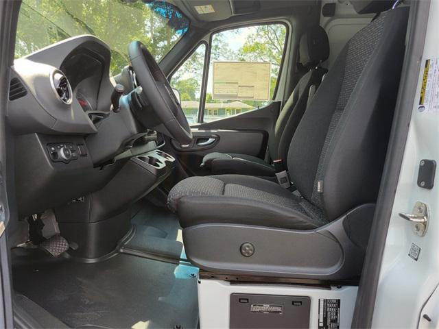 new 2025 Mercedes-Benz Sprinter 2500 car, priced at $72,648