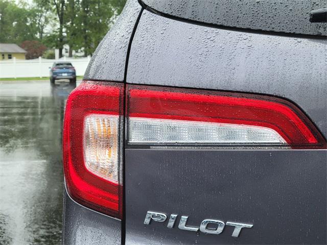 used 2022 Honda Pilot car, priced at $32,998