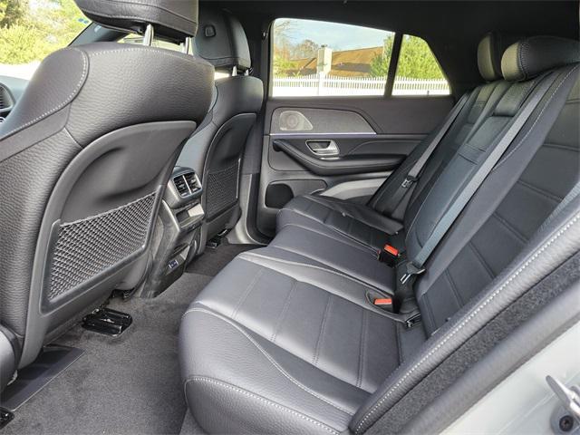 new 2026 Mercedes-Benz GLE 450 car