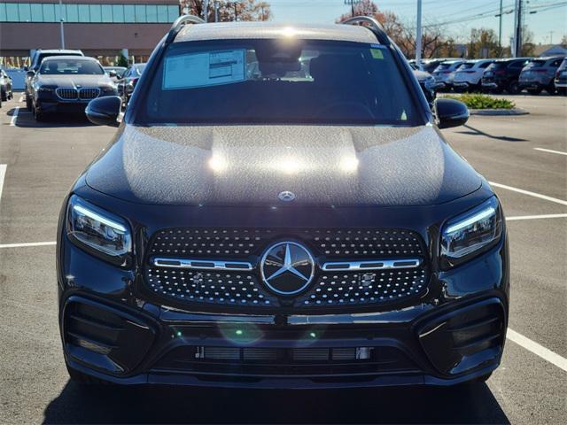 new 2025 Mercedes-Benz GLB 250 car, priced at $56,745