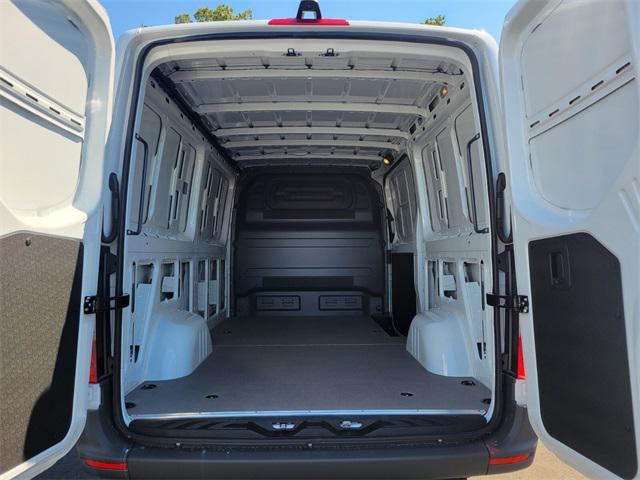 new 2025 Mercedes-Benz Sprinter 2500 car, priced at $55,944