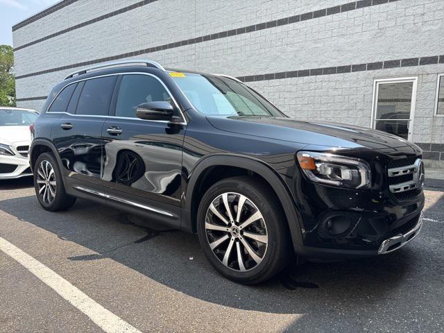 used 2022 Mercedes-Benz GLB 250 car, priced at $31,877