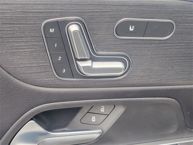 used 2022 Mercedes-Benz GLB 250 car, priced at $31,572