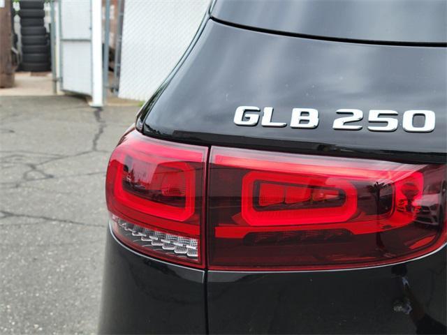 used 2022 Mercedes-Benz GLB 250 car, priced at $31,572