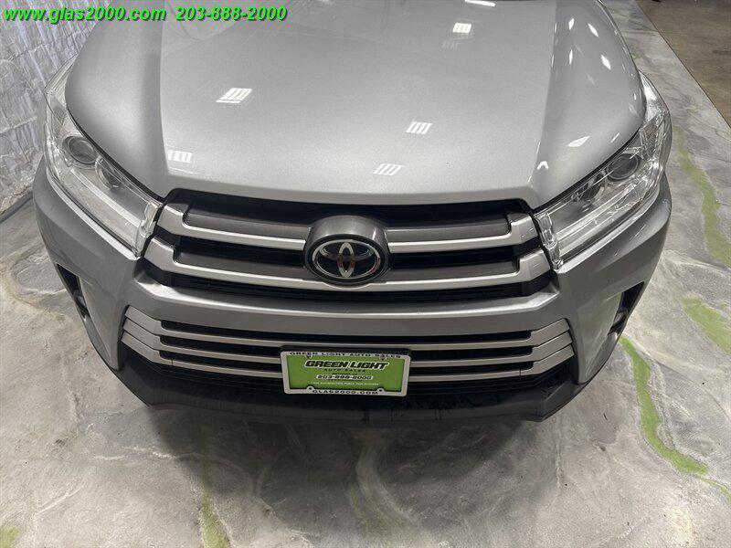 used 2019 Toyota Highlander car, priced at $19,999