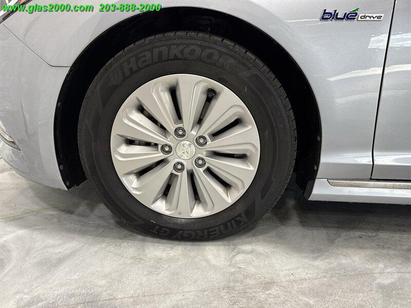used 2016 Hyundai Sonata Hybrid car, priced at $12,999