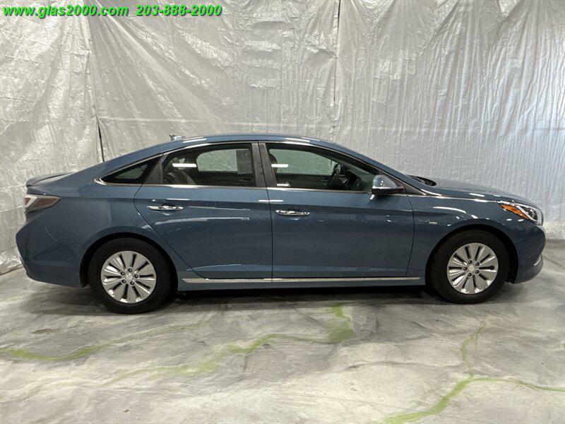 used 2016 Hyundai Sonata Hybrid car, priced at $9,999
