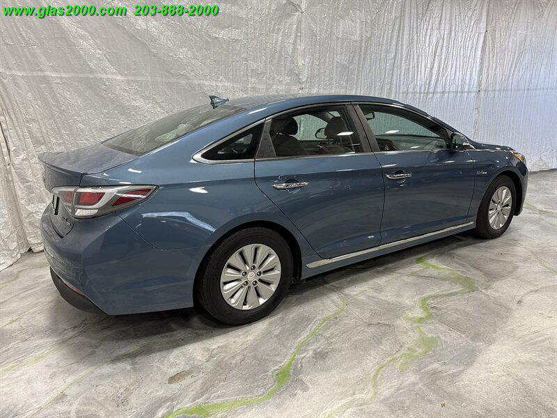 used 2016 Hyundai Sonata Hybrid car, priced at $9,999