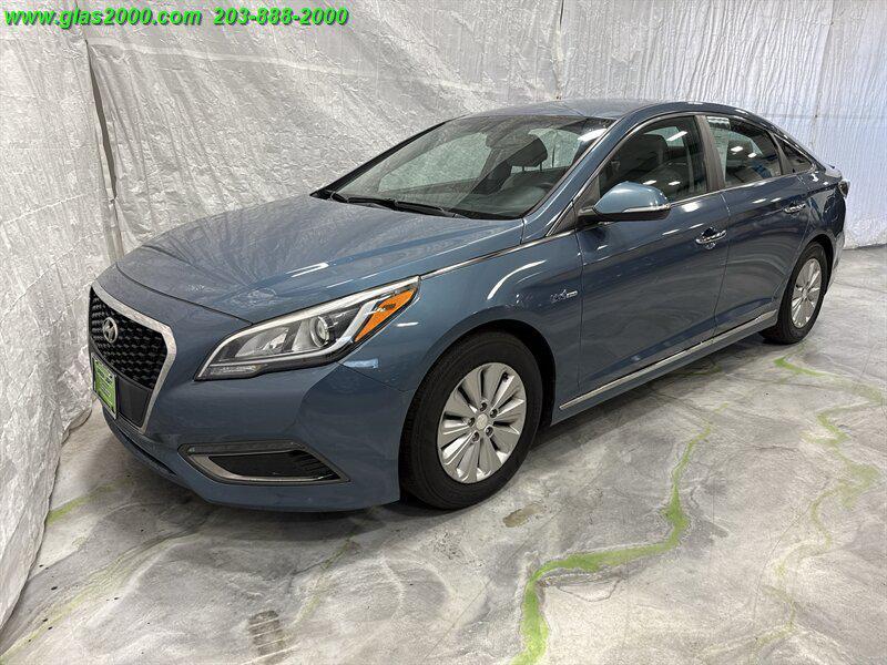 used 2016 Hyundai Sonata Hybrid car, priced at $9,999