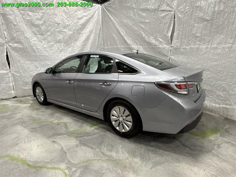 used 2016 Hyundai Sonata Hybrid car, priced at $10,999