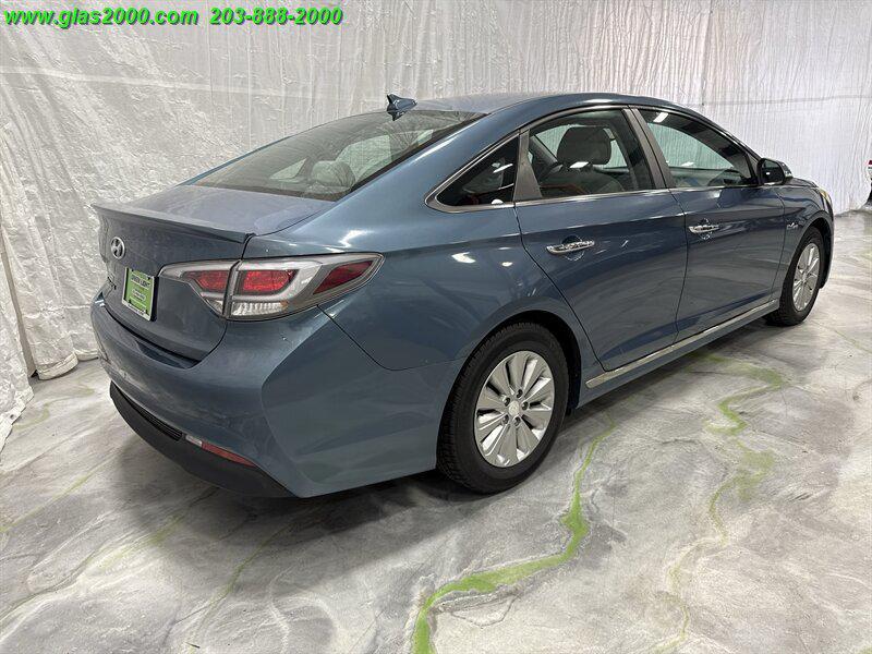 used 2016 Hyundai Sonata Hybrid car, priced at $9,999