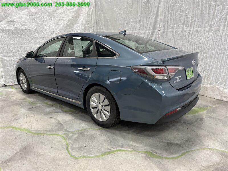 used 2016 Hyundai Sonata Hybrid car, priced at $9,999