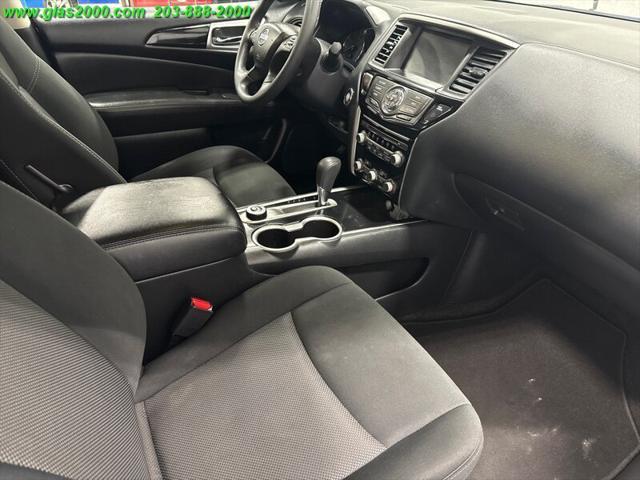 used 2020 Nissan Pathfinder car, priced at $16,999