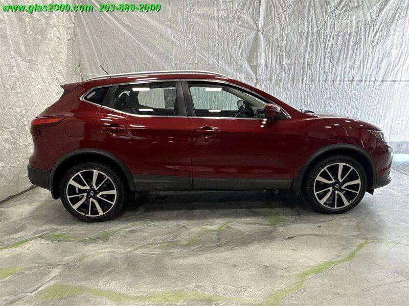 used 2019 Nissan Rogue Sport car, priced at $14,999