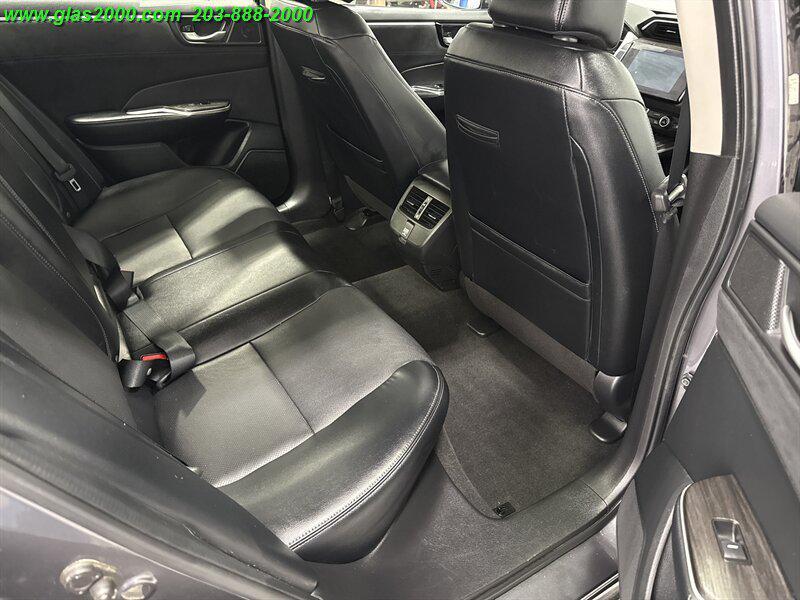 used 2018 Honda Clarity Plug-In Hybrid car, priced at $17,999