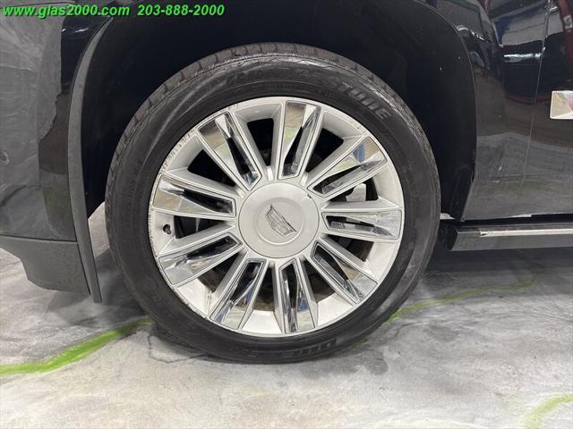 used 2017 Cadillac Escalade ESV car, priced at $28,999