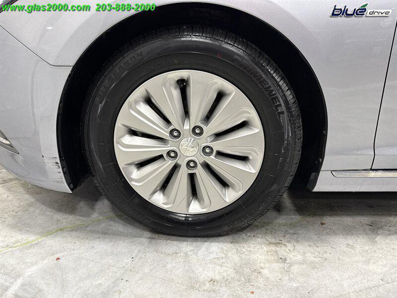 used 2016 Hyundai Sonata Hybrid car, priced at $10,999