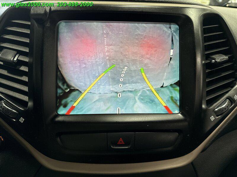 used 2015 Jeep Cherokee car, priced at $12,999